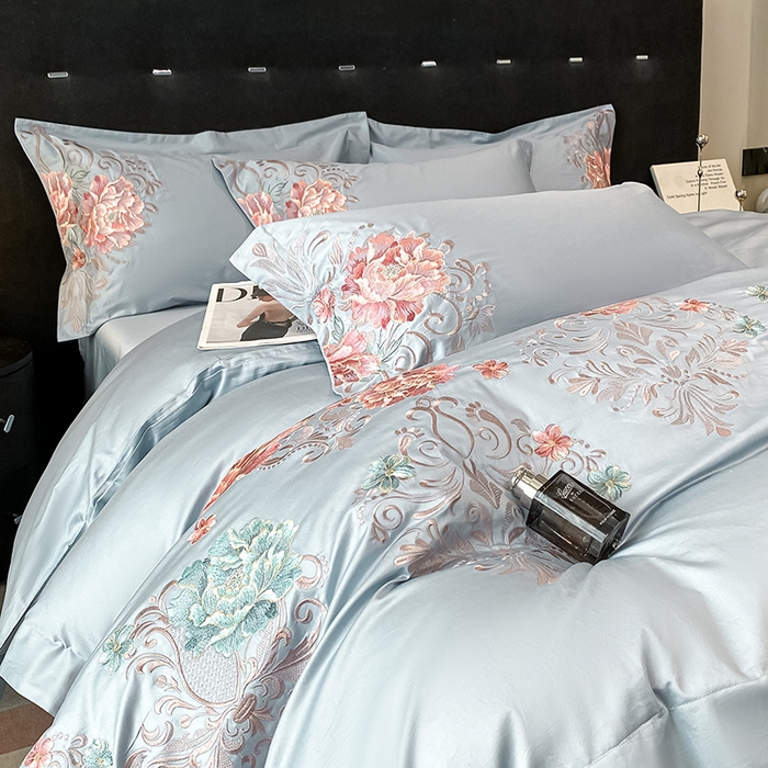 91家纺网 家纺一手货源 找家纺 置顶家纺 2025新款13372全棉拼接刺绣四件套-盛世花悦 盛世花悦-天蓝