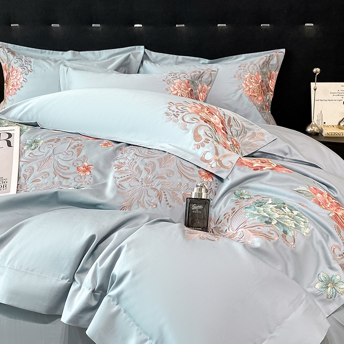 91家纺网 家纺一手货源 找家纺 置顶家纺 2025新款13372全棉拼接刺绣四件套-盛世花悦 盛世花悦-天蓝
