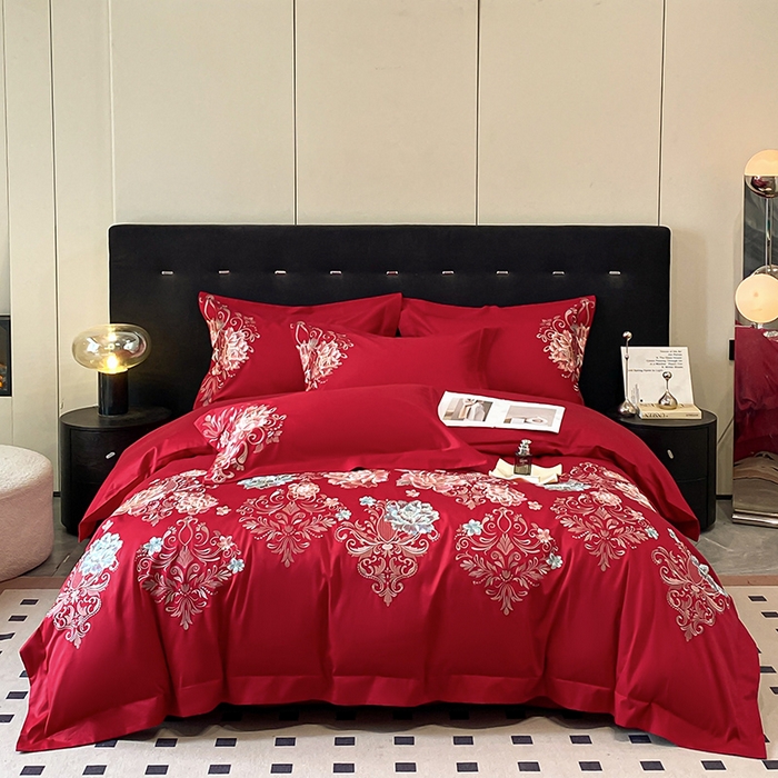 91家纺网 家纺一手货源 找家纺 置顶家纺 2025新款13372全棉拼接刺绣四件套-盛世花悦 盛世花悦-大红