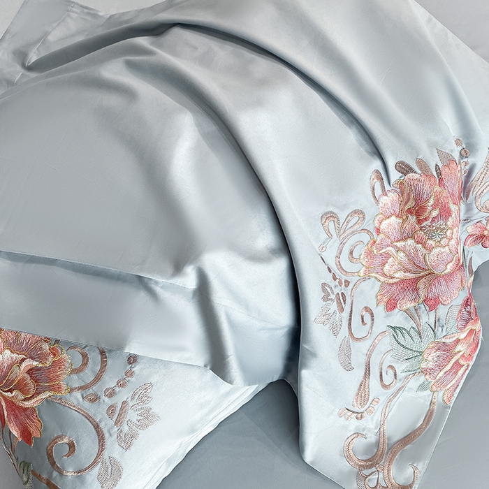 91家纺网 家纺一手货源 找家纺 置顶家纺 2025新款13372全棉拼接刺绣四件套-盛世花悦 盛世花悦-天蓝