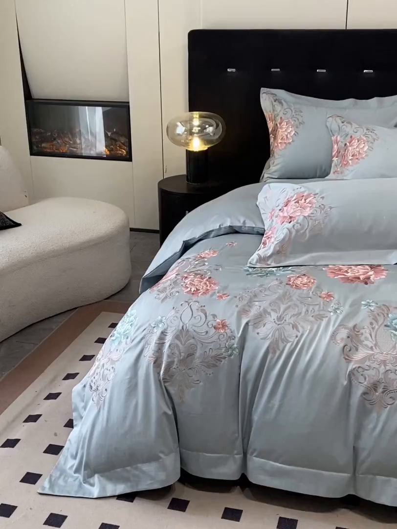 91家纺网 家纺一手货源 找家纺 置顶家纺 2025新款13372全棉拼接刺绣四件套-盛世花悦 盛世花悦-月影蓝