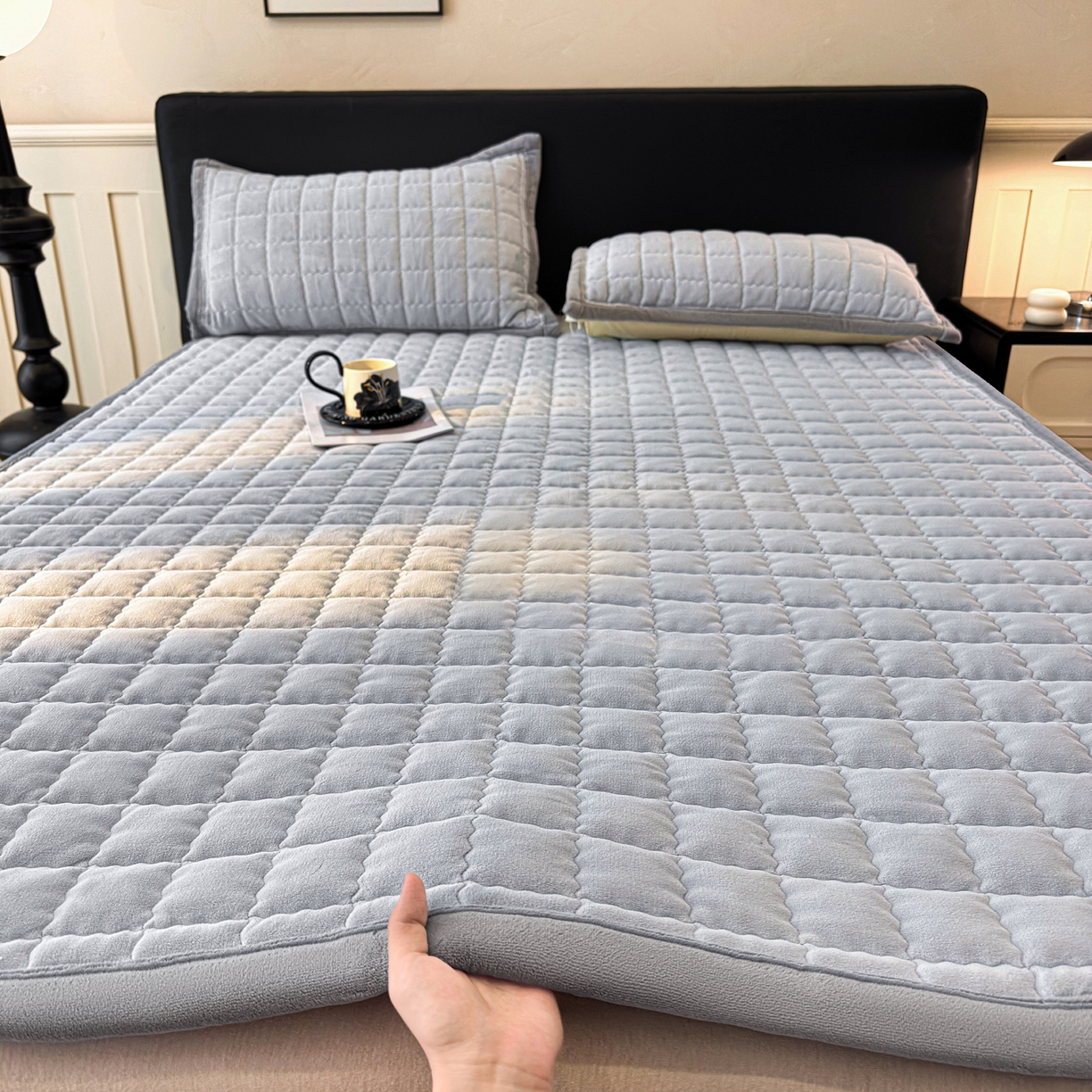 91家纺网 家纺一手货源 找家纺 （总）颜选 2025新款高克重牛奶绒纯色床垫系列