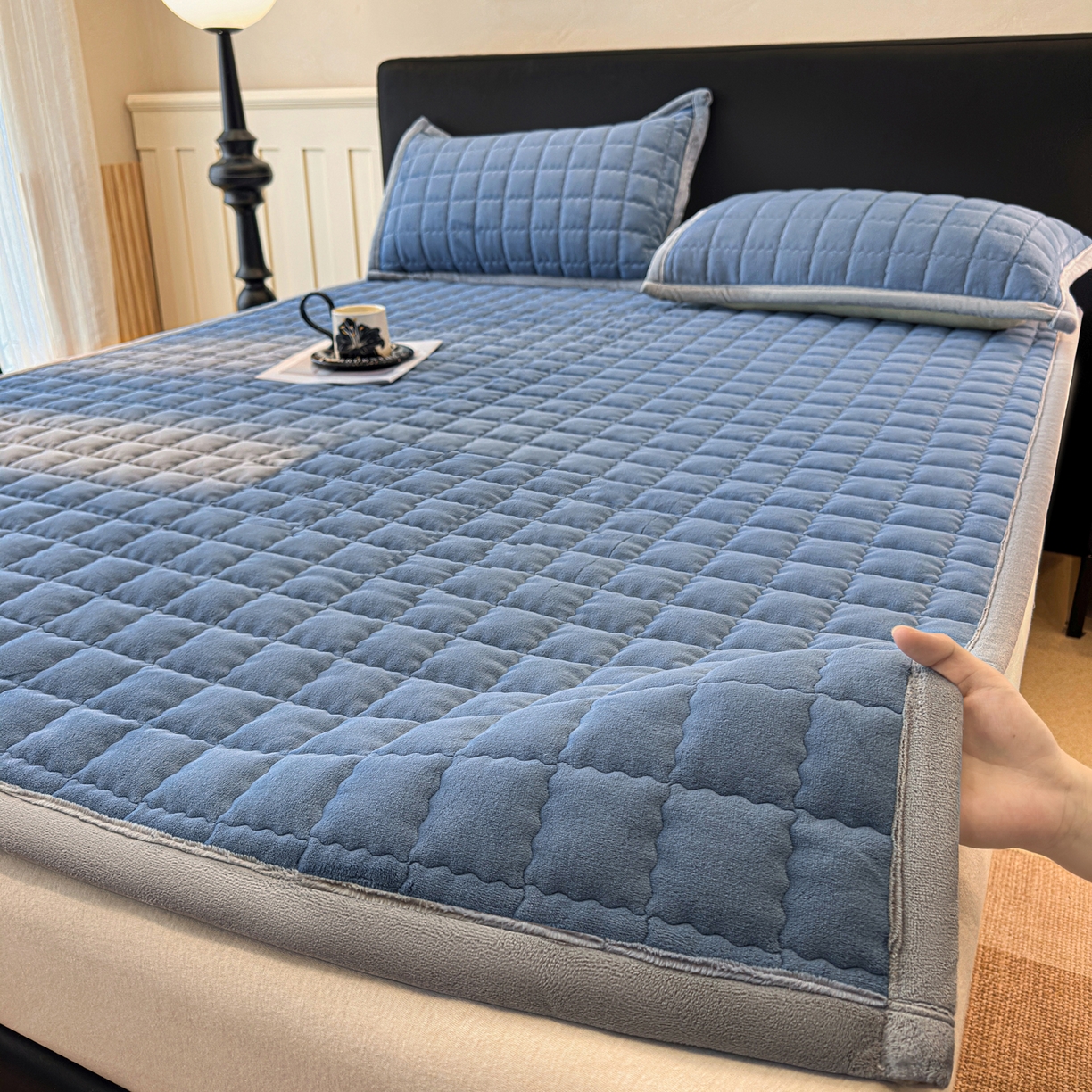 91家纺网 家纺一手货源 找家纺 （总）颜选 2025新款高克重牛奶绒纯色床垫系列