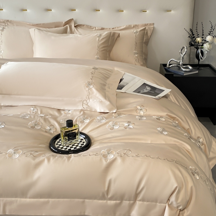 91家纺网 家纺一手货源 找家纺 置顶家纺 2025新款13372全棉刺绣四件套-桃花朵朵开 桃花朵朵开-奶咖