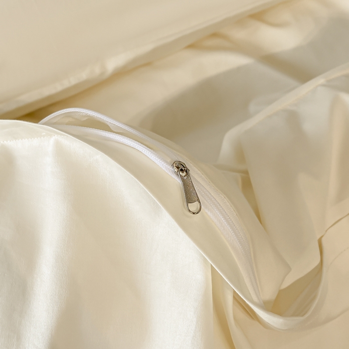 91家纺网 家纺一手货源 找家纺 置顶家纺 2025新款13372全棉刺绣四件套-桃花朵朵开 桃花朵朵开-奶昔白