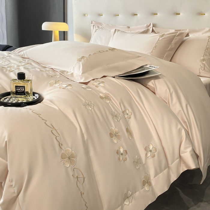 91家纺网 家纺一手货源 找家纺 置顶家纺 2025新款13372全棉刺绣四件套-桃花朵朵开 桃花朵朵开-奶玉色