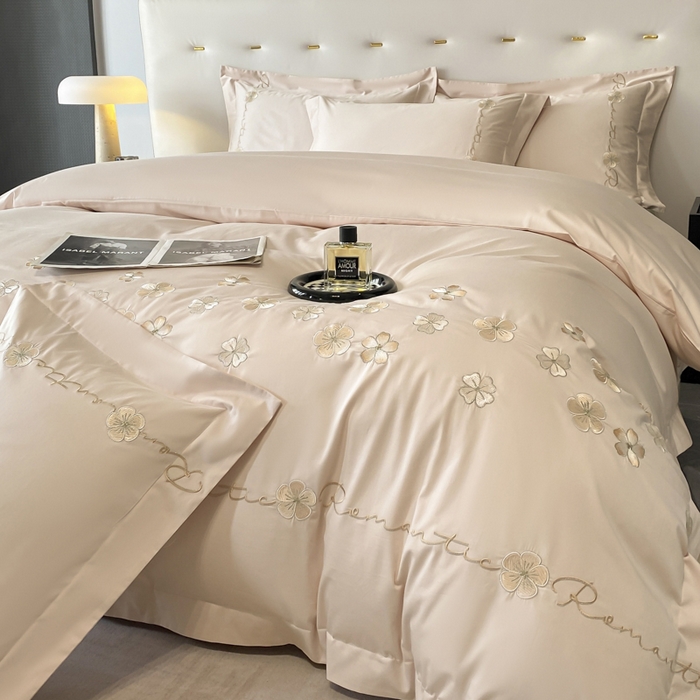 91家纺网 家纺一手货源 找家纺 置顶家纺 2025新款13372全棉刺绣四件套-桃花朵朵开 桃花朵朵开-奶玉色