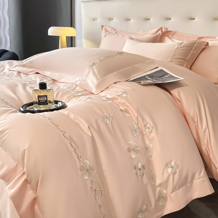 91家纺网 家纺一手货源 找家纺 置顶家纺 2025新款13372全棉刺绣四件套-桃花朵朵开 桃花朵朵开-粉玉