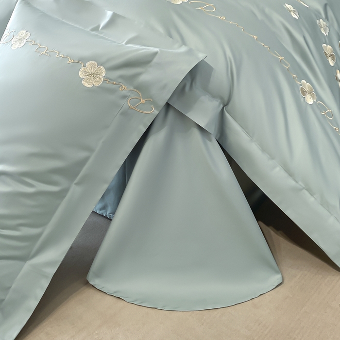 91家纺网 家纺一手货源 找家纺 置顶家纺 2025新款13372全棉刺绣四件套-桃花朵朵开 桃花朵朵开-繁星蓝