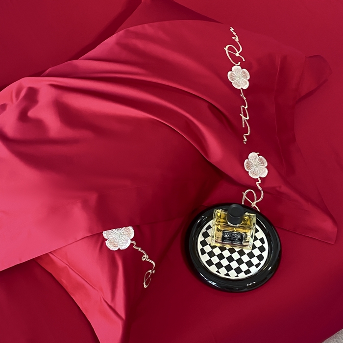 91家纺网 家纺一手货源 找家纺 置顶家纺 2025新款13372全棉刺绣四件套-桃花朵朵开 桃花朵朵开-温馨红