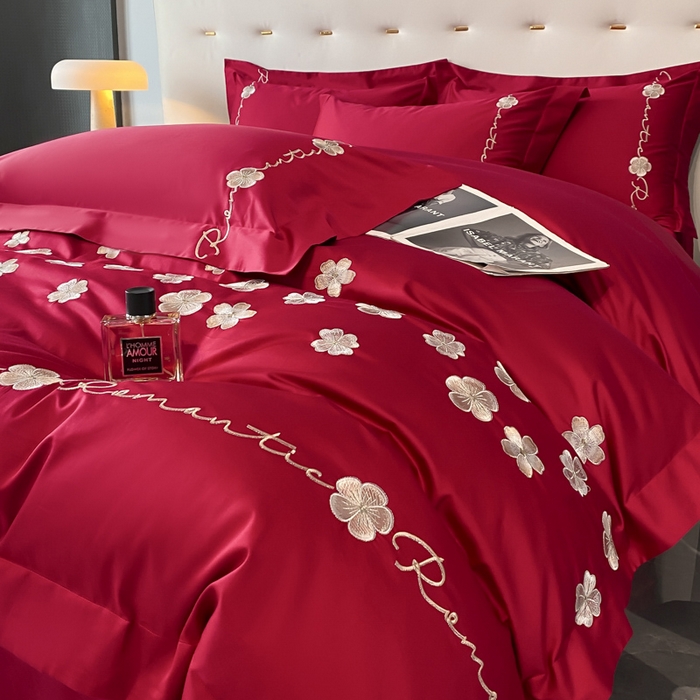 91家纺网 家纺一手货源 找家纺 置顶家纺 2025新款13372全棉刺绣四件套-桃花朵朵开 桃花朵朵开-温馨红