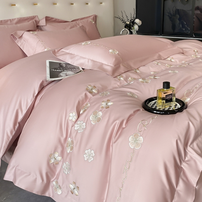 91家纺网 家纺一手货源 找家纺 置顶家纺 2025新款13372全棉刺绣四件套-桃花朵朵开 桃花朵朵开-浅豆沙