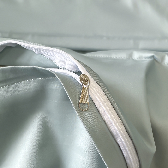 91家纺网 家纺一手货源 找家纺 置顶家纺 2025新款13372全棉刺绣四件套-桃花朵朵开 桃花朵朵开-繁星蓝