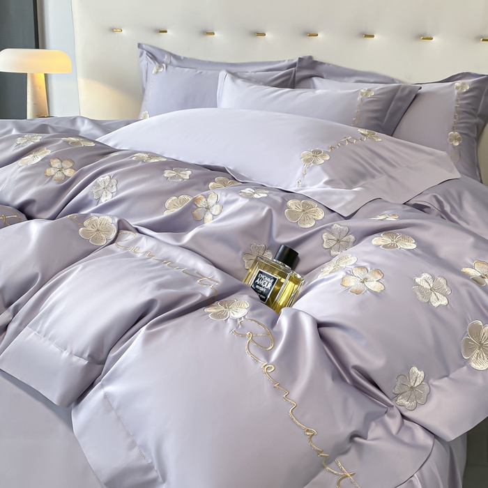 91家纺网 家纺一手货源 找家纺 置顶家纺 2025新款13372全棉刺绣四件套-桃花朵朵开 桃花朵朵开-雅紫