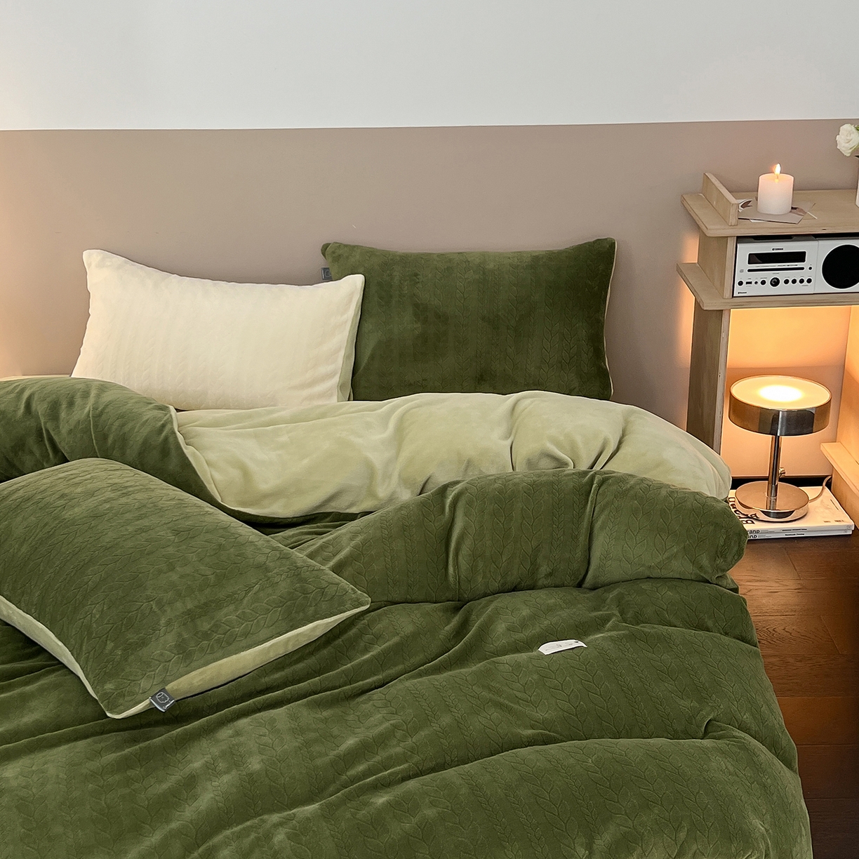 91家纺网 家纺一手货源 找家纺 玉宇阁家居 2025新款230g高克重牛奶绒立体提花雕花四件套-日暮Lorena（168/228/248/248/248/268（券后控价） 床笠款套件可定制（适用于 10-22cm 高床垫）） 日暮