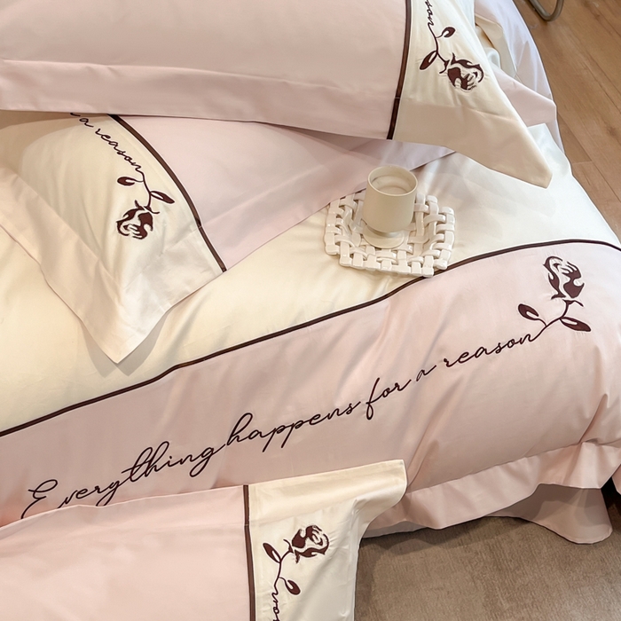 91家纺网 家纺一手货源 找家纺 置顶家纺 2025新款亲肤舒适全棉四件套-洛丽塔 洛丽塔-玉粉