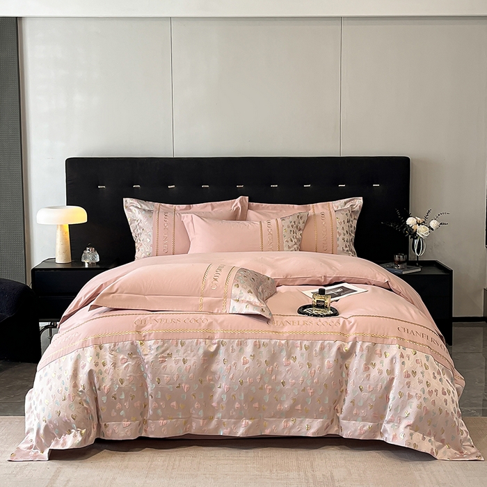 91家纺网 家纺一手货源 找家纺 置顶家纺 2025新款亲肤刺绣四件套-My girl-风格一 My girl-浅豆沙