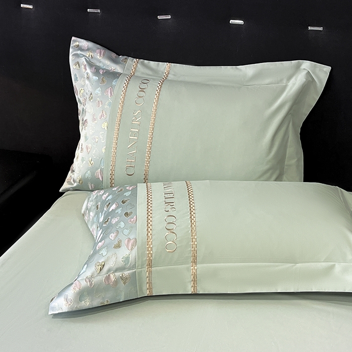 91家纺网 家纺一手货源 找家纺 置顶家纺 2025新款亲肤刺绣四件套-My girl-风格一 My girl-繁星兰