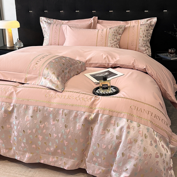 91家纺网 家纺一手货源 找家纺 置顶家纺 2025新款亲肤刺绣四件套-My girl-风格一 My girl-浅豆沙