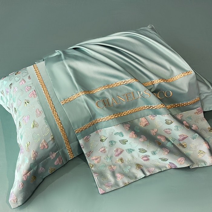 91家纺网 家纺一手货源 找家纺 置顶家纺 2025新款亲肤刺绣四件套-My girl-风格二 My girl-繁星兰