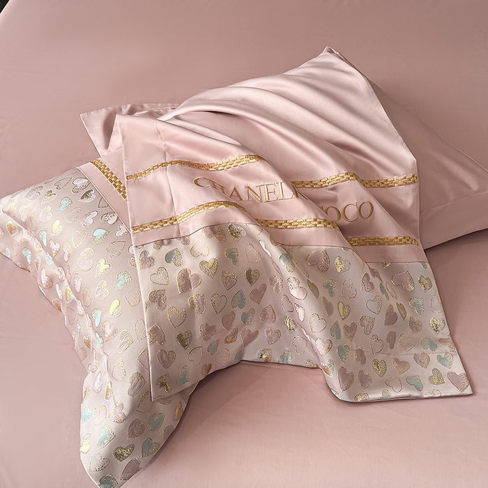 91家纺网 家纺一手货源 找家纺 置顶家纺 2025新款亲肤刺绣四件套-My girl-风格二 My girl-浅豆沙