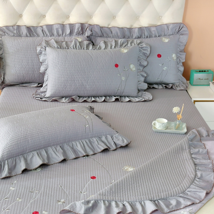 91家纺网 家纺一手货源 找家纺 （总）OL家纺 2025新款全棉夹棉床盖三件套-玫瑰系列