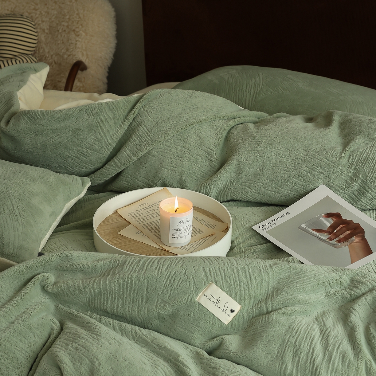 91家纺网 家纺一手货源 找家纺 （总）玉宇阁家居 2025新款230g高克重牛奶绒立体提花雕花四件套-速写（168/228/248/248/248/268（券后控价） 床笠款套件可定制（适用于 10-22cm 高床垫））