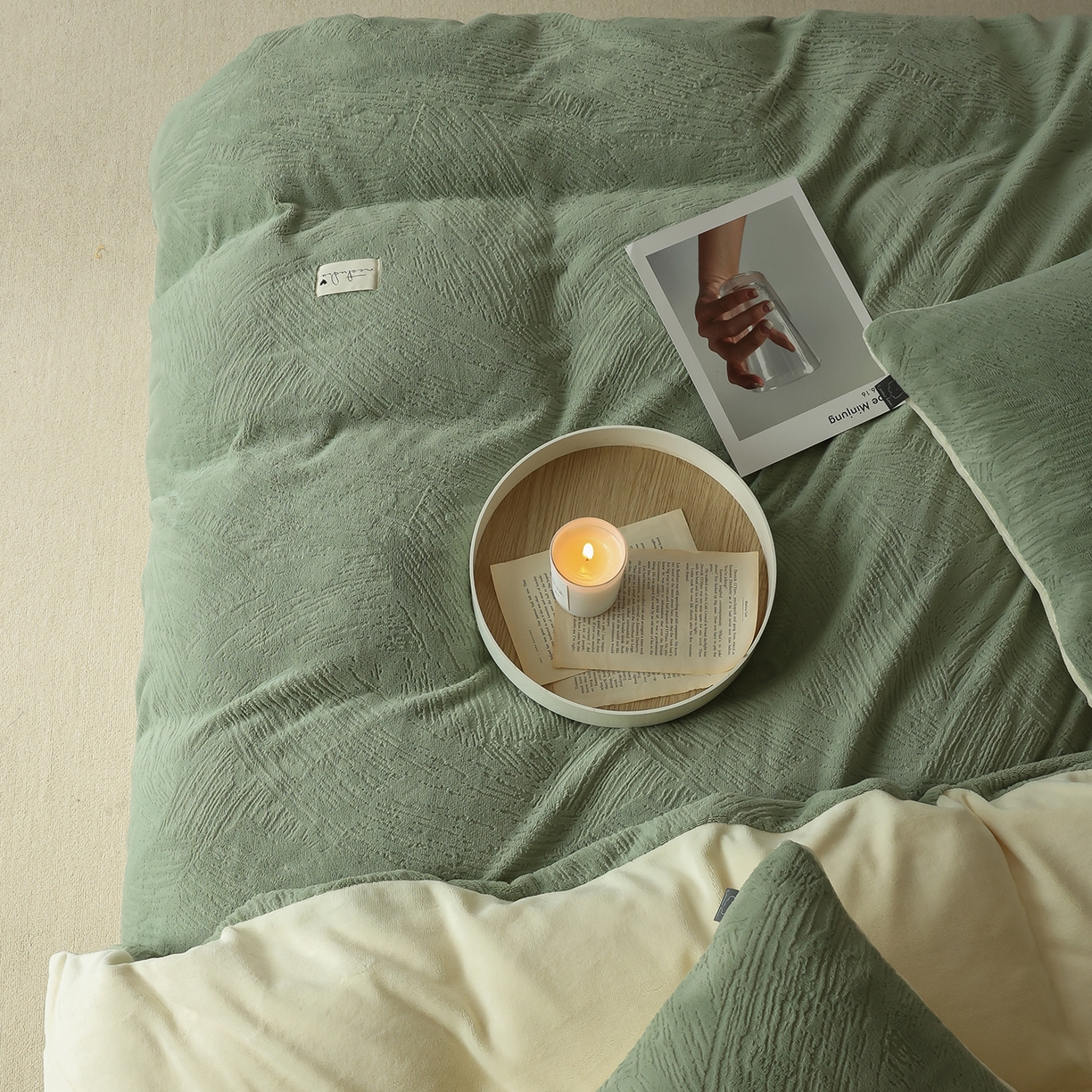 91家纺网 家纺一手货源 找家纺 玉宇阁家居 2025新款230g高克重牛奶绒立体提花雕花四件套-速写（168/228/248/248/248/268（券后控价） 床笠款套件可定制（适用于 10-22cm 高床垫）） 速写-豆蔻绿+杏