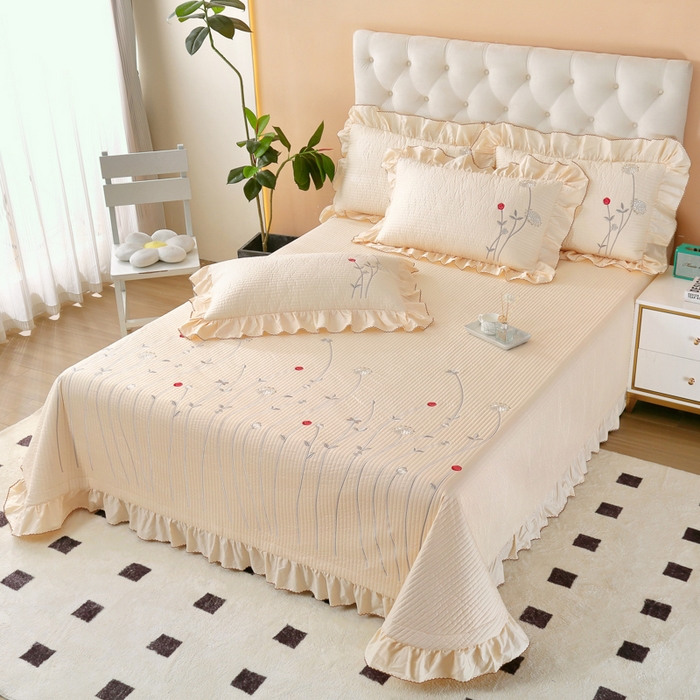 91家纺网 家纺一手货源 找家纺 OL家纺 2025新款全棉夹棉床盖三件套-玫瑰系列 杏仁黄