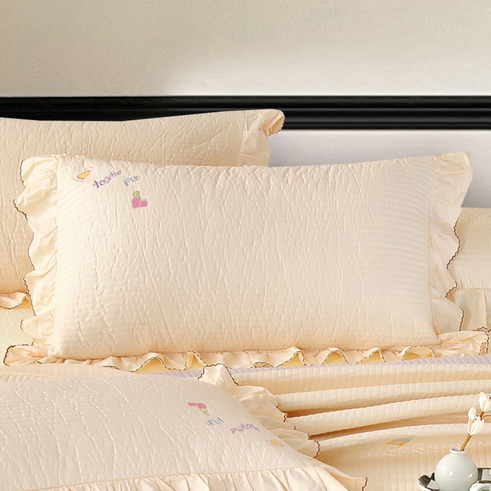 91家纺网 家纺一手货源 找家纺 OL家纺 2025新款全棉夹棉床盖三件套-芭比系列 杏仁黄