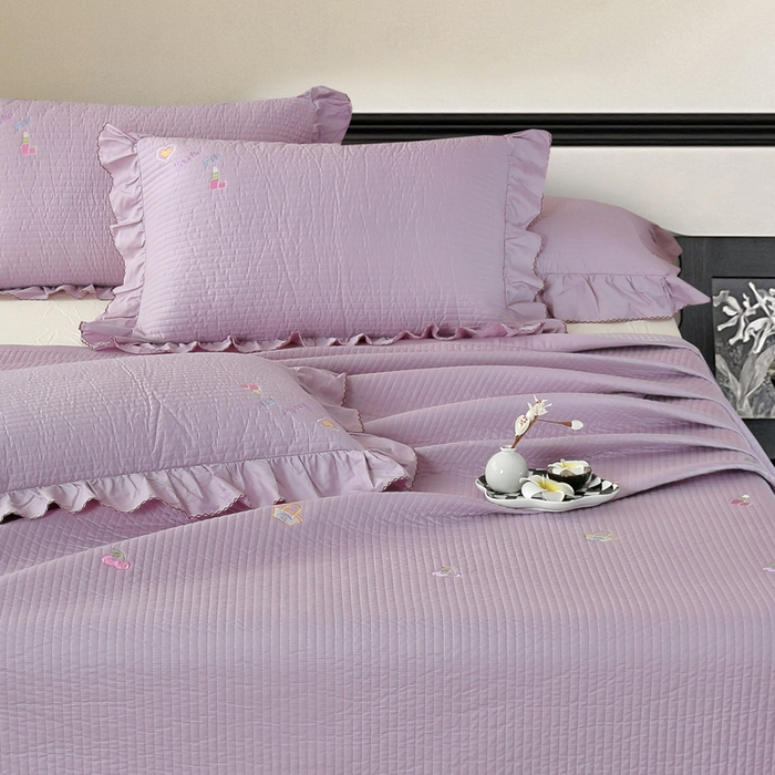 91家纺网 家纺一手货源 找家纺 OL家纺 2025新款全棉夹棉床盖三件套-芭比系列 茄花紫