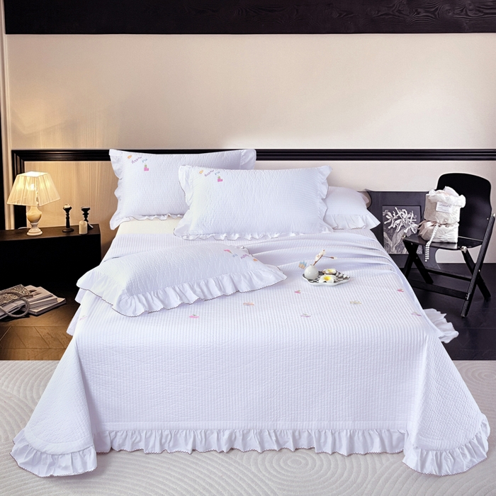 91家纺网 家纺一手货源 找家纺 OL家纺 2025新款全棉夹棉床盖三件套-芭比系列 铅白色