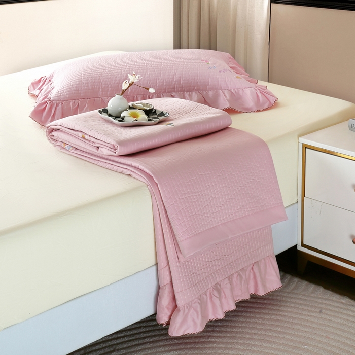 91家纺网 家纺一手货源 找家纺 OL家纺 2025新款全棉夹棉床盖三件套-芭比系列 桃夭粉