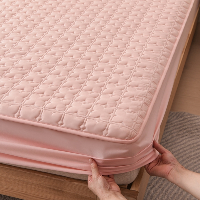 91家纺网 家纺一手货源 找家纺 小萌虎 2025新款防水夹棉单品床笠-星愿 星愿-粉