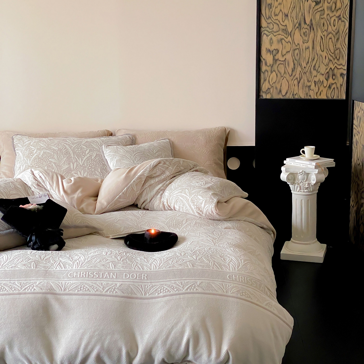 91家纺网 家纺一手货源 找家纺 （总）玉宇阁家居 2025新款230g高克重牛奶绒立体双色提花雕花四件套-云初（178/248/268/268/268/288（券后控价） 床笠款套件可定制（适用于 10-22cm 高床垫））