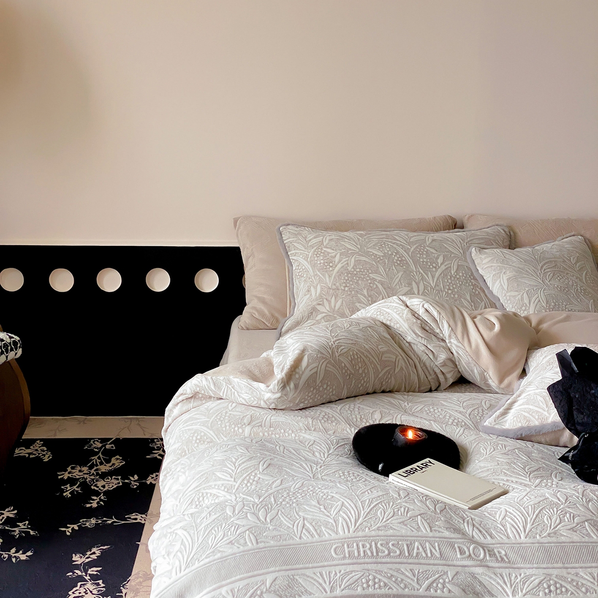 91家纺网 家纺一手货源 找家纺 （总）玉宇阁家居 2025新款230g高克重牛奶绒立体双色提花雕花四件套-云初（178/248/268/268/268/288（券后控价） 床笠款套件可定制（适用于 10-22cm 高床垫））