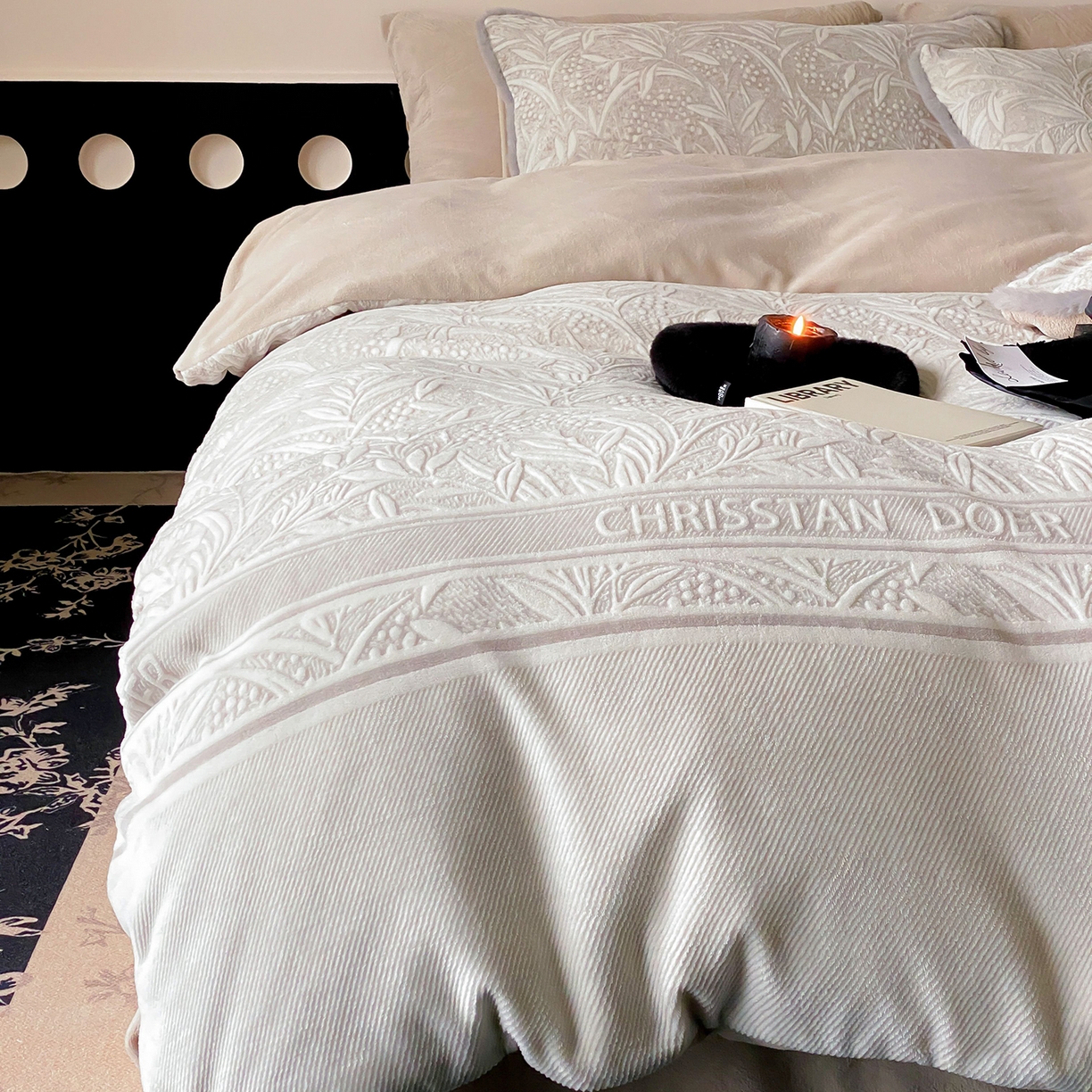 91家纺网 家纺一手货源 找家纺 （总）玉宇阁家居 2025新款230g高克重牛奶绒立体双色提花雕花四件套-云初（178/248/268/268/268/288（券后控价） 床笠款套件可定制（适用于 10-22cm 高床垫））