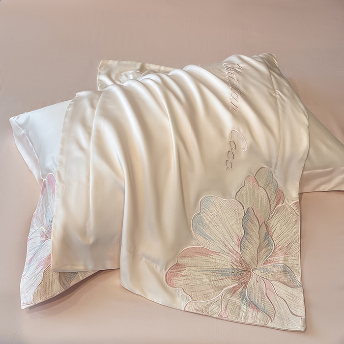 91家纺网 家纺一手货源 找家纺 （总）置顶家纺 2025新款COCO小姐升级版水洗天丝四件套系列