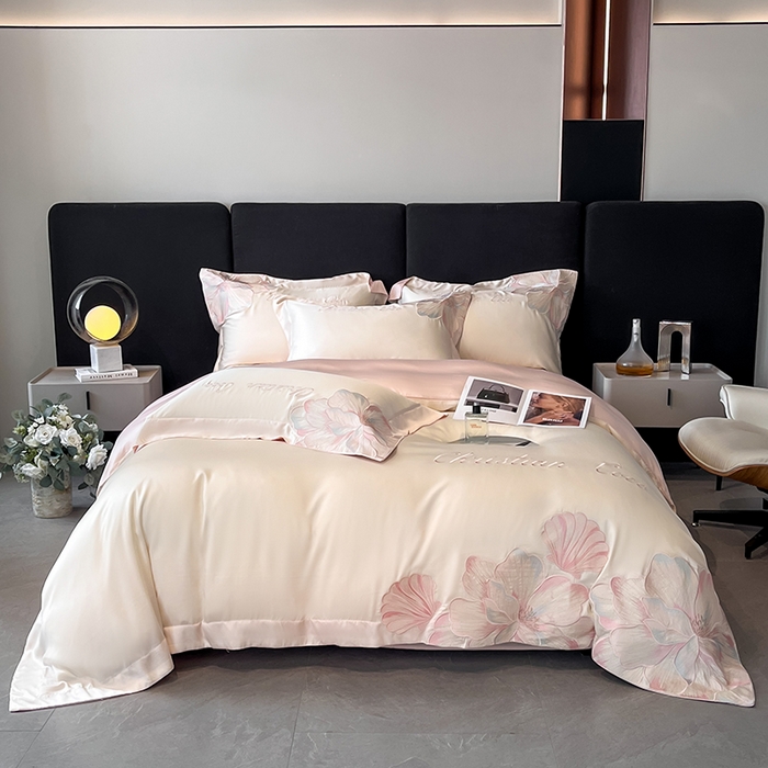 91家纺网 家纺一手货源 找家纺 （总）置顶家纺 2025新款COCO小姐升级版水洗天丝四件套系列