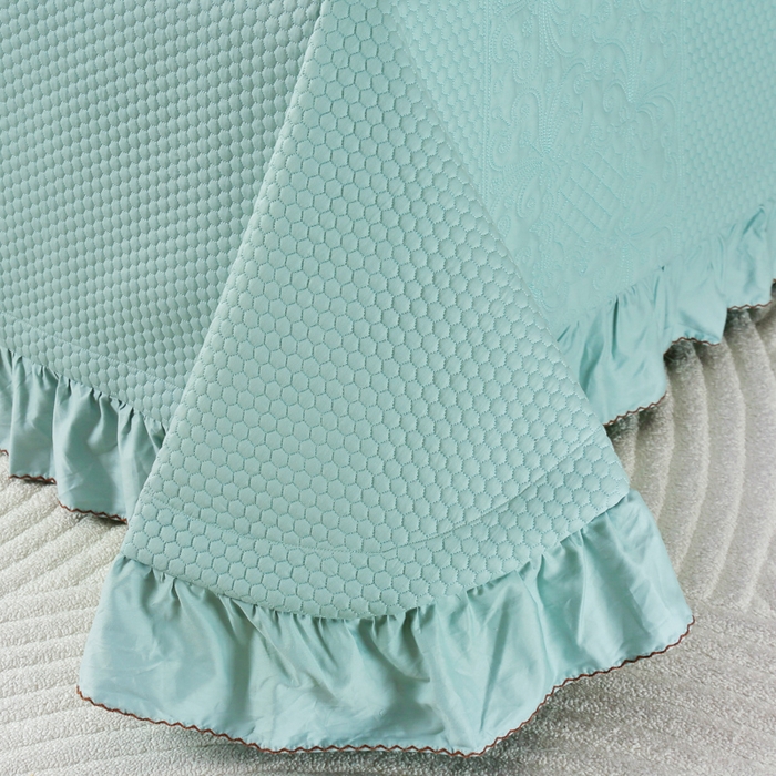 91家纺网 家纺一手货源 找家纺 OL家纺 2025新款全棉夹棉床盖三件套-欧花系列 品绿色