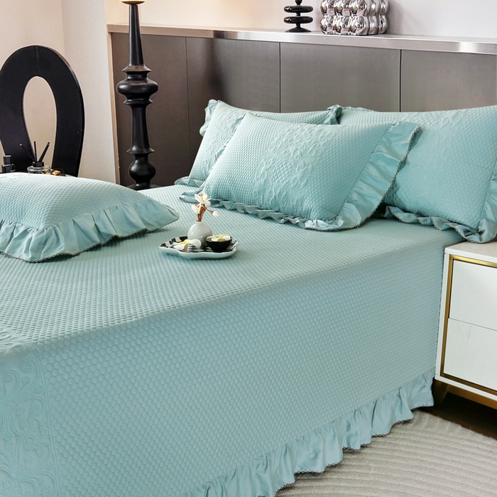 91家纺网 家纺一手货源 找家纺 OL家纺 2025新款全棉夹棉床盖三件套-欧花系列 品绿色