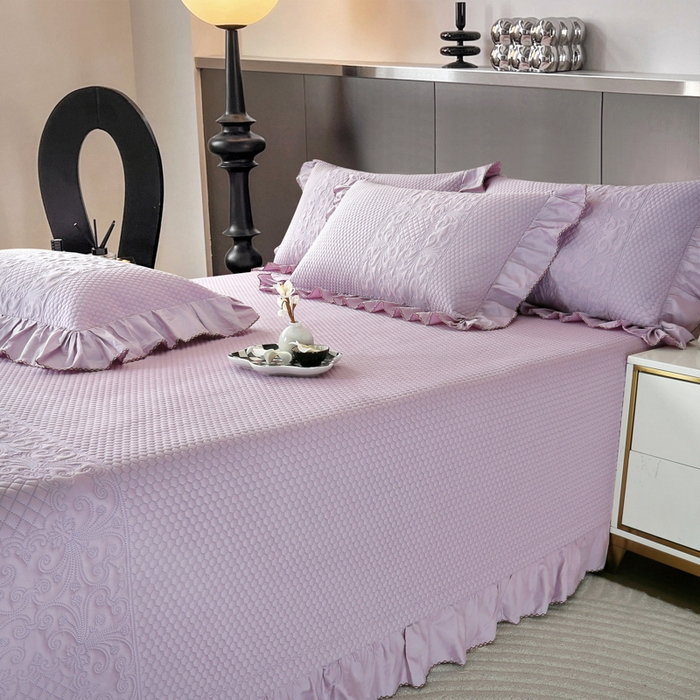 91家纺网 家纺一手货源 找家纺 OL家纺 2025新款全棉夹棉床盖三件套-欧花系列 茄花紫