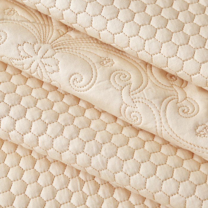 91家纺网 家纺一手货源 找家纺 OL家纺 2025新款全棉夹棉床盖三件套-欧花系列 杏仁黄