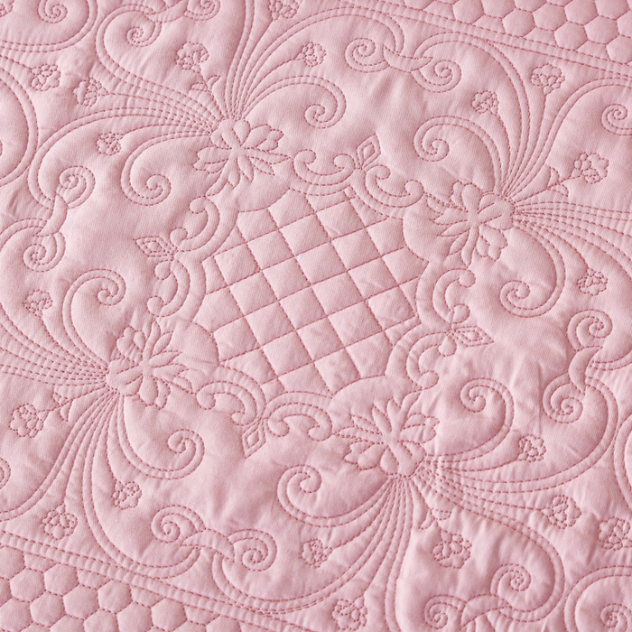 91家纺网 家纺一手货源 找家纺 OL家纺 2025新款全棉夹棉床盖三件套-欧花系列 桃夭粉