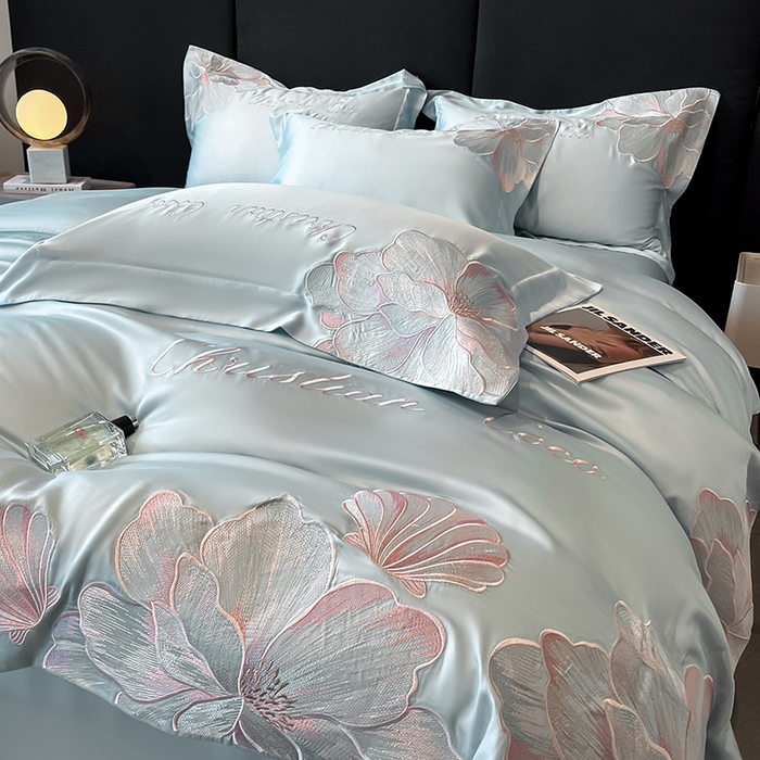 91家纺网 家纺一手货源 找家纺 置顶家纺 2025新款COCO小姐升级版水洗天丝四件套系列 COCO小姐升级版-浅蓝