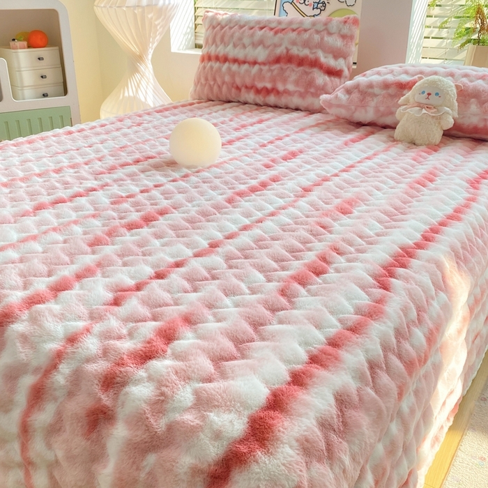 91家纺网 家纺一手货源 找家纺 麒东家纺 2025新款波浪绒兔毛绒床单单床单床单单品 粉色