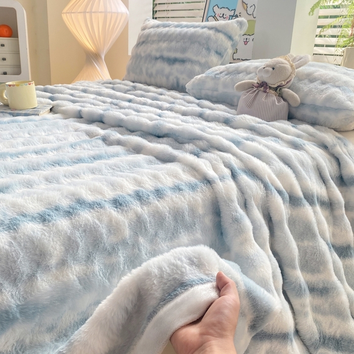 91家纺网 家纺一手货源 找家纺 麒东家纺 2025新款波浪绒兔毛绒床单单床单床单单品 蓝色