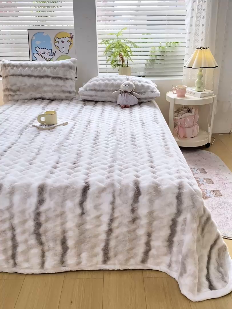 91家纺网 家纺一手货源 找家纺 麒东家纺 2025新款波浪绒兔毛绒床单单床单床单单品 咖色