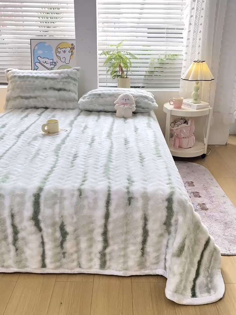 91家纺网 家纺一手货源 找家纺 麒东家纺 2025新款波浪绒兔毛绒床单单床单床单单品 绿色