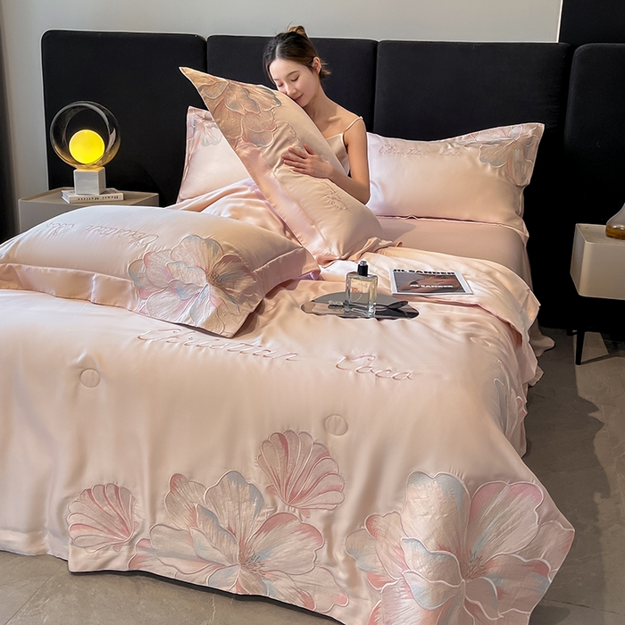 91家纺网 家纺一手货源 找家纺 置顶家纺 2025新款水洗天丝夏被四件套-coco小姐 COCO小姐-冰莓粉